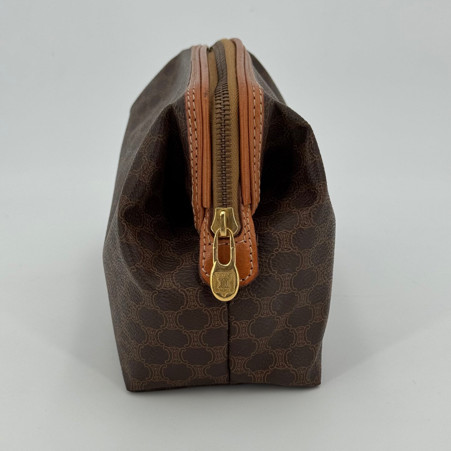 Celine pochette cosmétiques