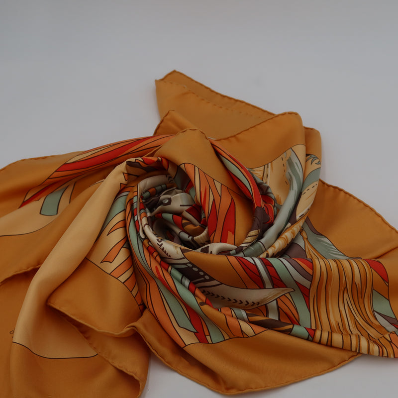 Hermès Carré «  cuirs du désert »