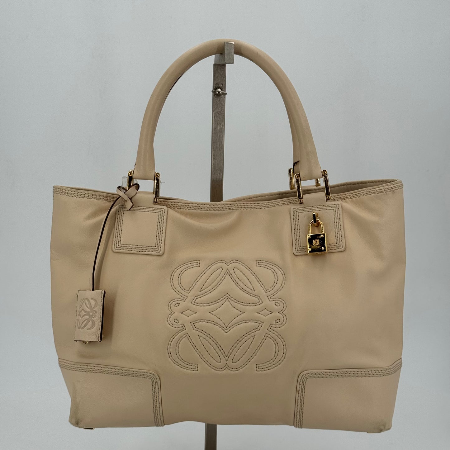 Loewe Shopping