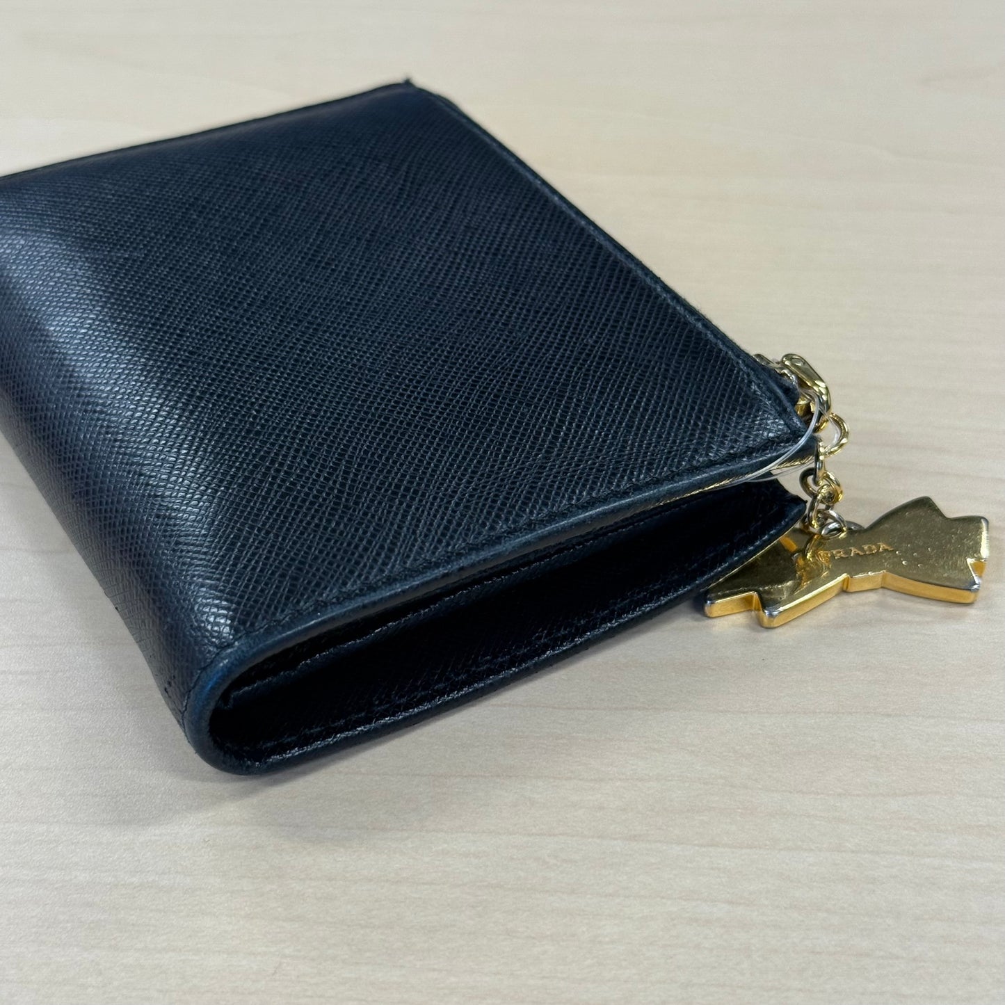 Prada Portefeuille Compact