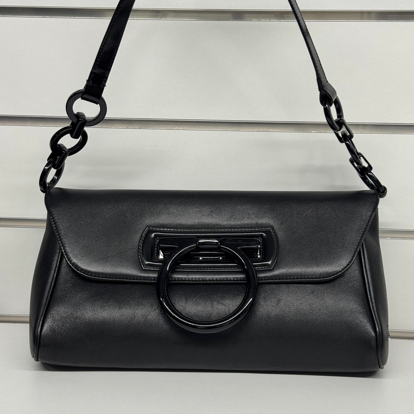 Ferragamo Baguette XL