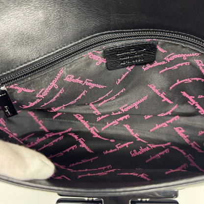 Ferragamo Baguette XL