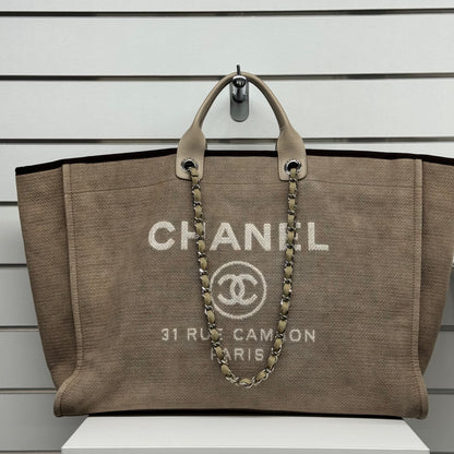 Chanel Deauville XXL
