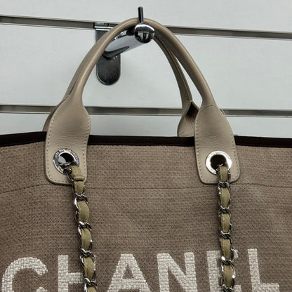 Chanel Deauville XXL