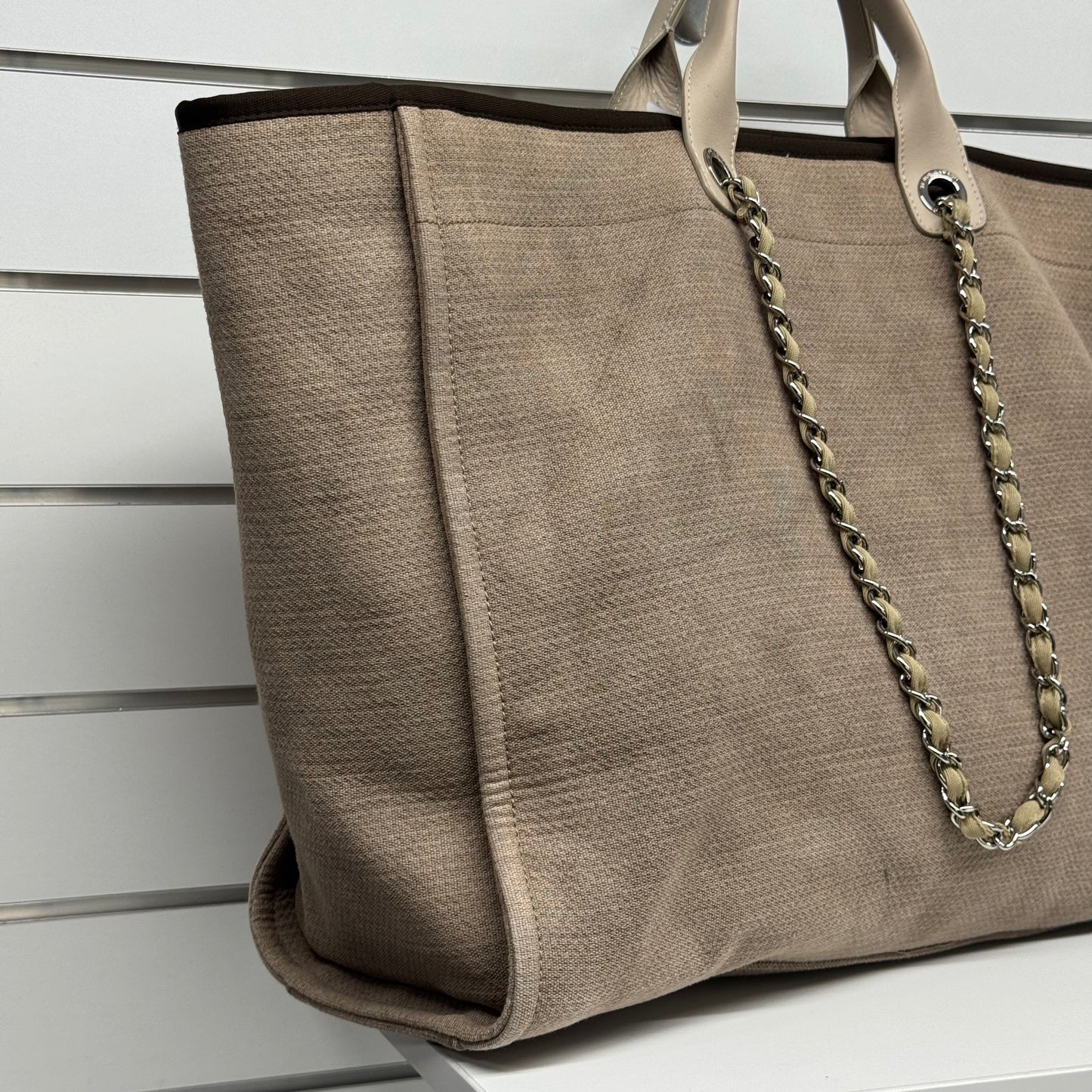 Chanel Deauville XXL