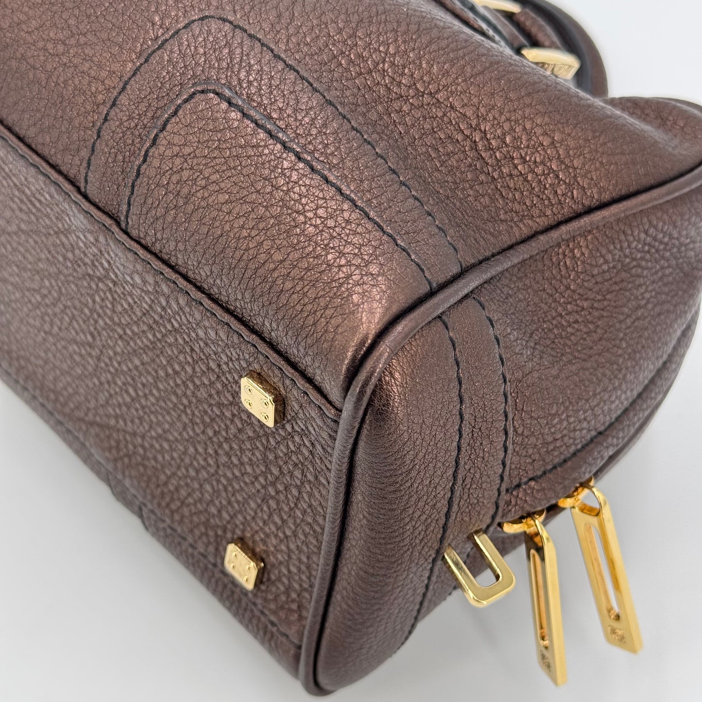 Loewe Amazona 28