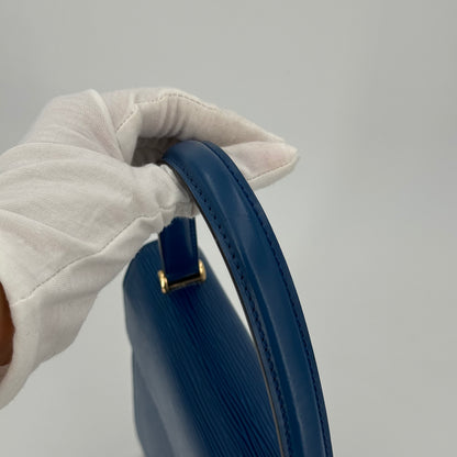 Louis Vuitton Malesherbes