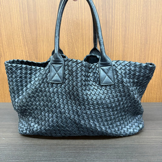 Bottega Veneta Shopping