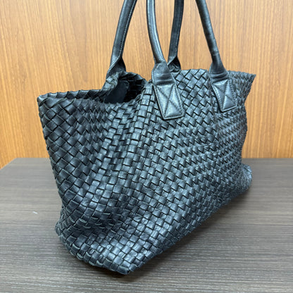 Bottega Veneta Shopping
