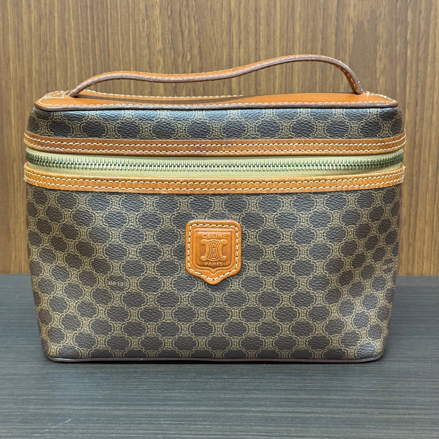 Céline Vanity