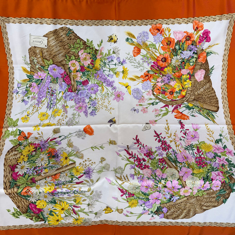 Gucci carré fleuri