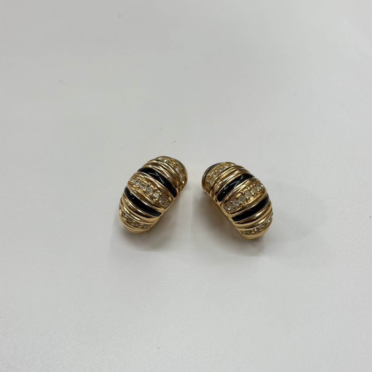 Christian Dior clips