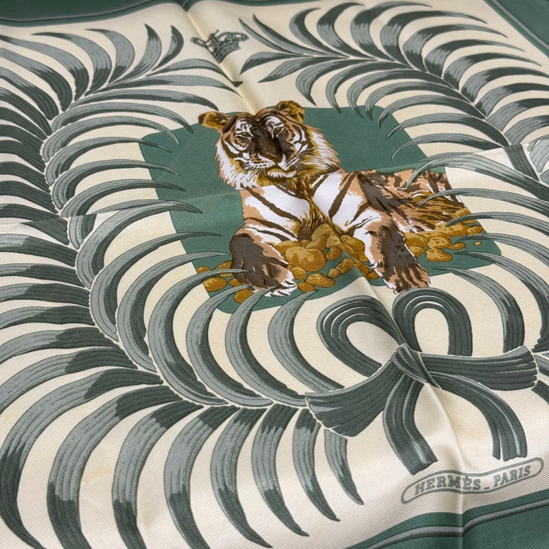 Hermès bandana Lion