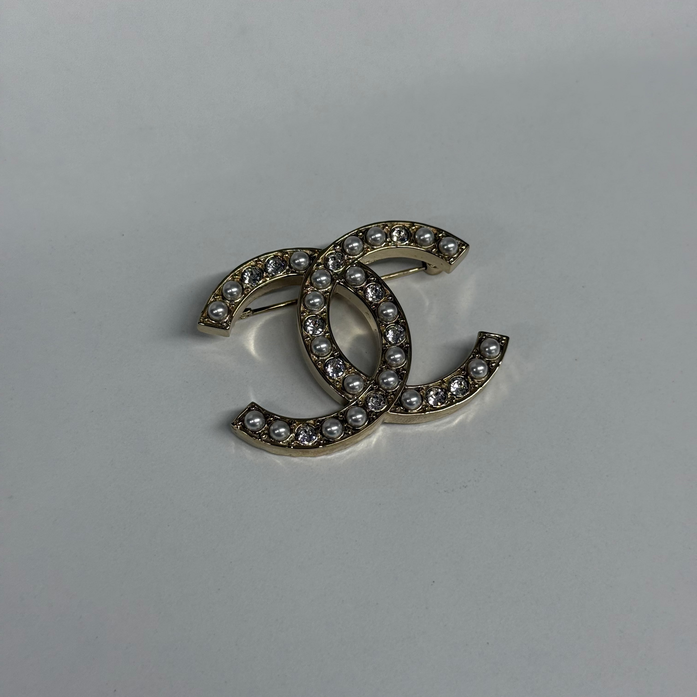 Chanel Broche