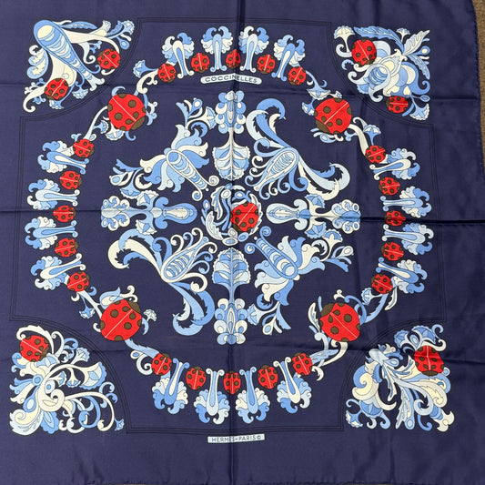 Hermès carré “coccinelles “