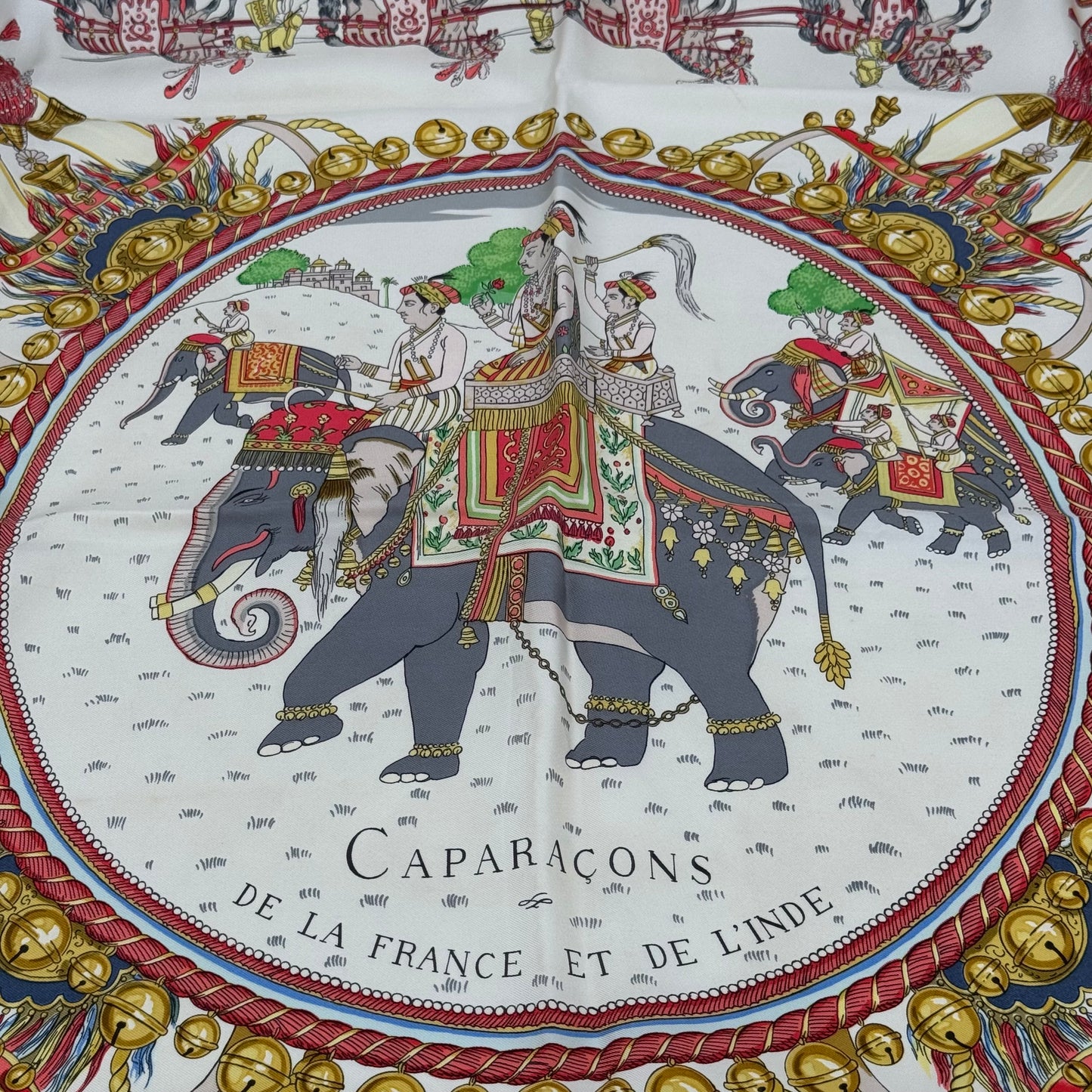 Hermès carré « Caparaçons « 