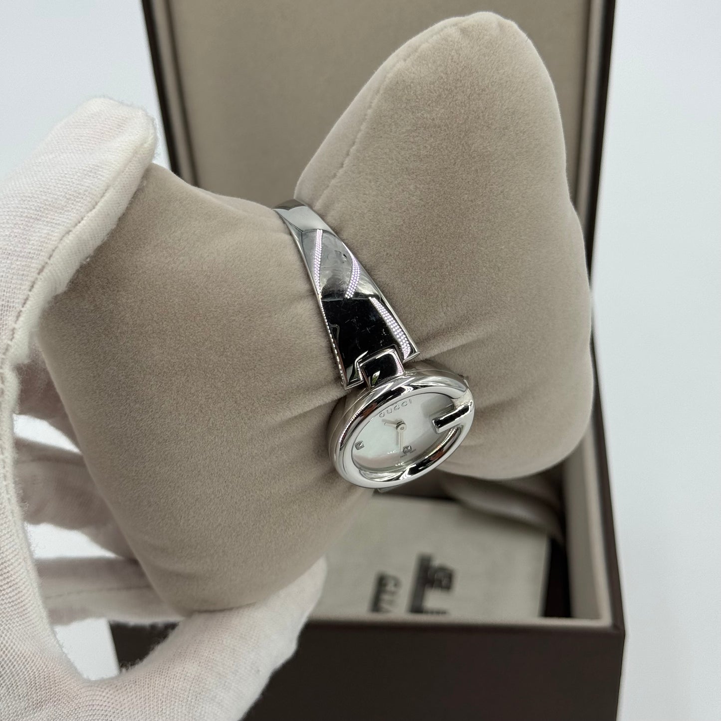 Gucci montre Guccissima
