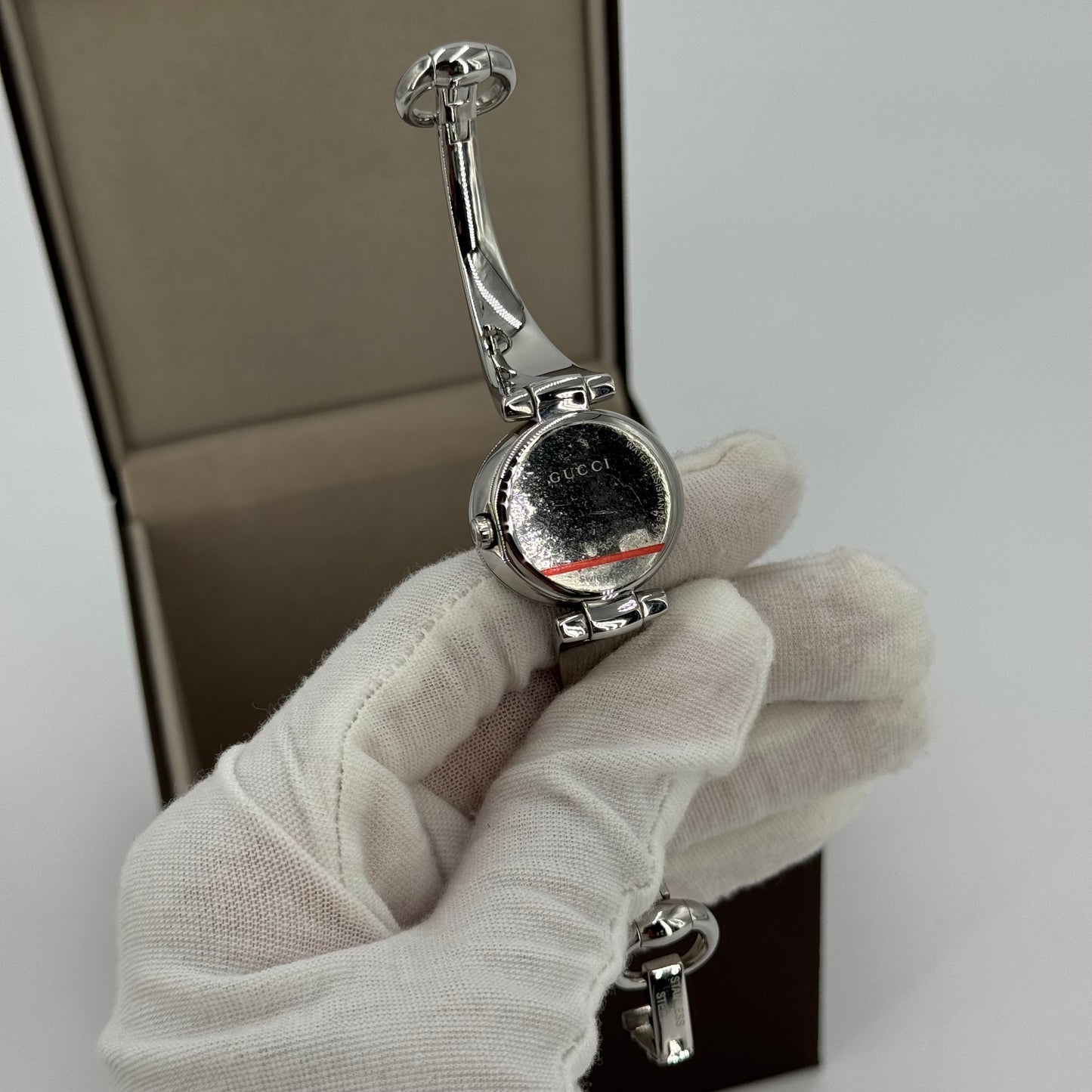 Gucci montre Guccissima