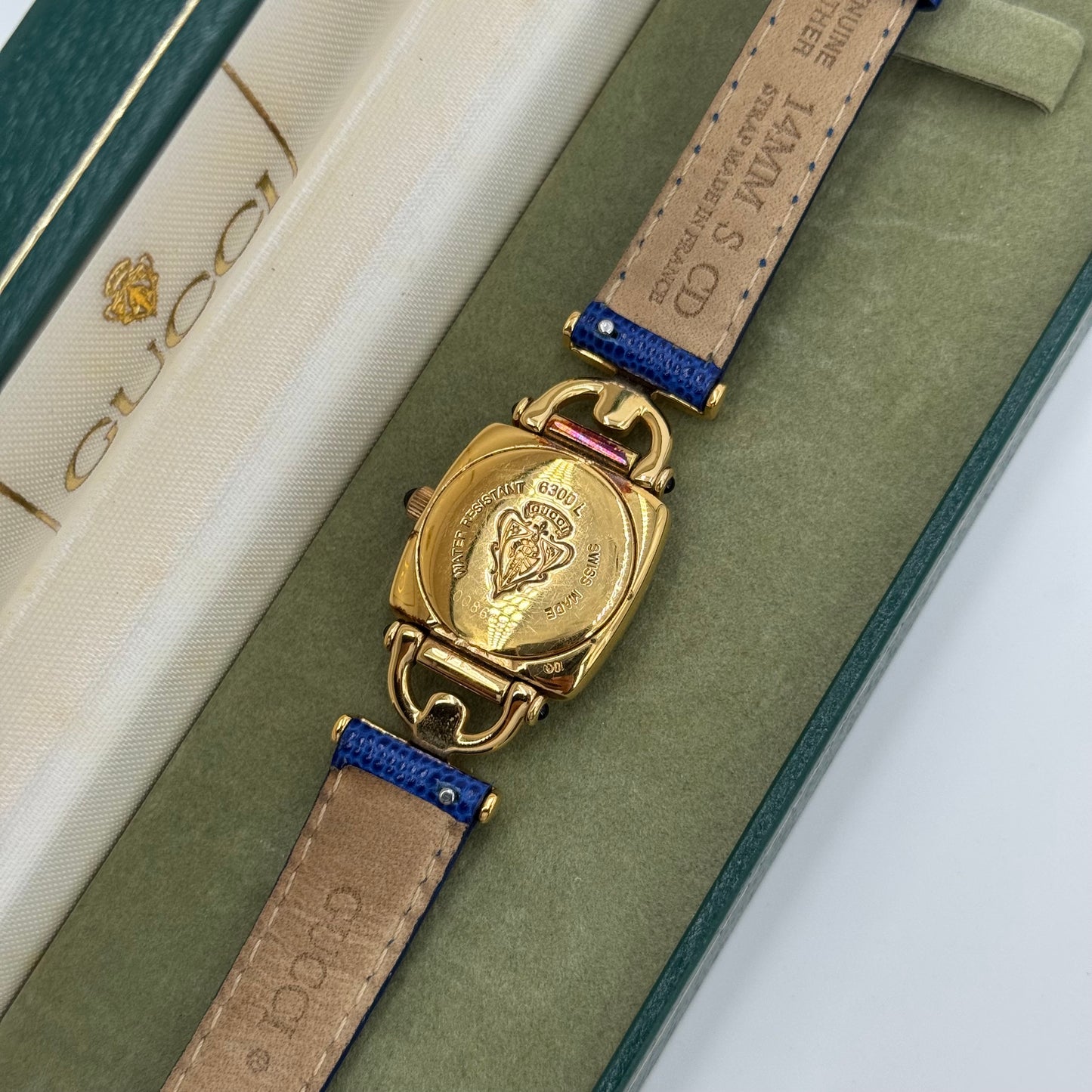 Gucci montre vintage bleue