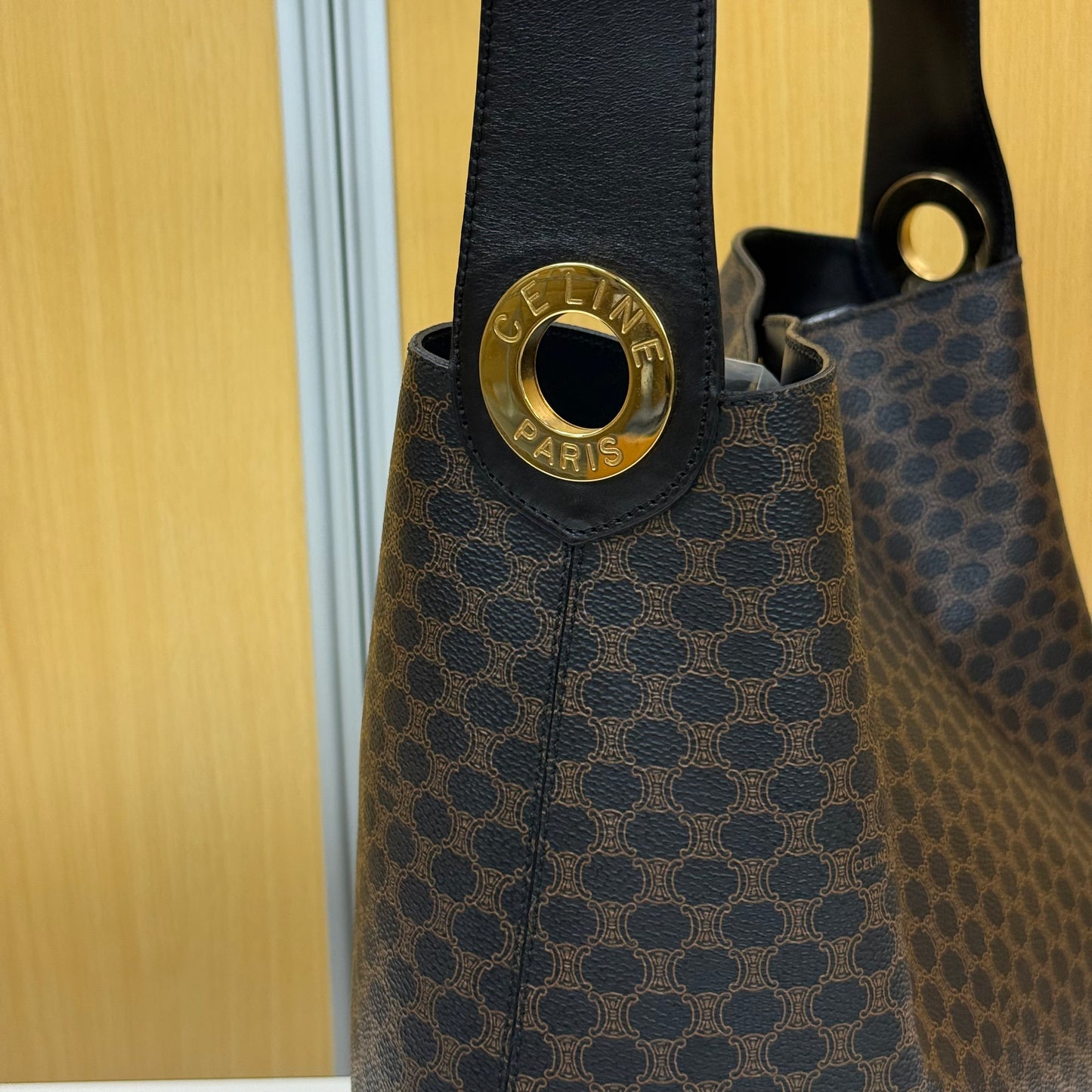 Celine Hobo