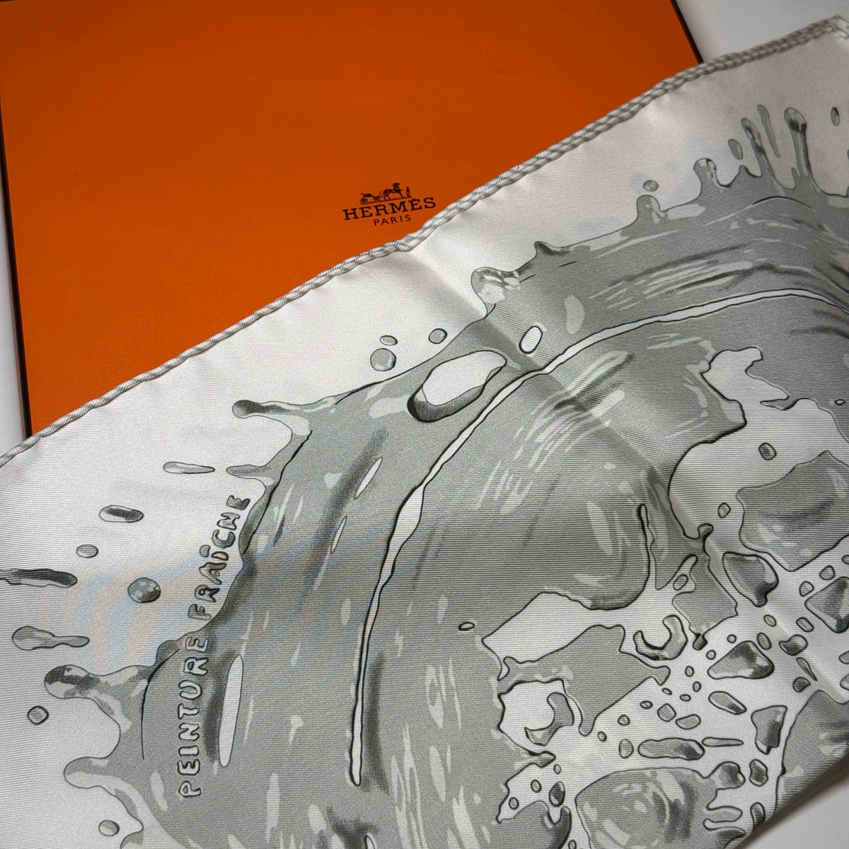 Hermès bandana  « Peinture fraîche »