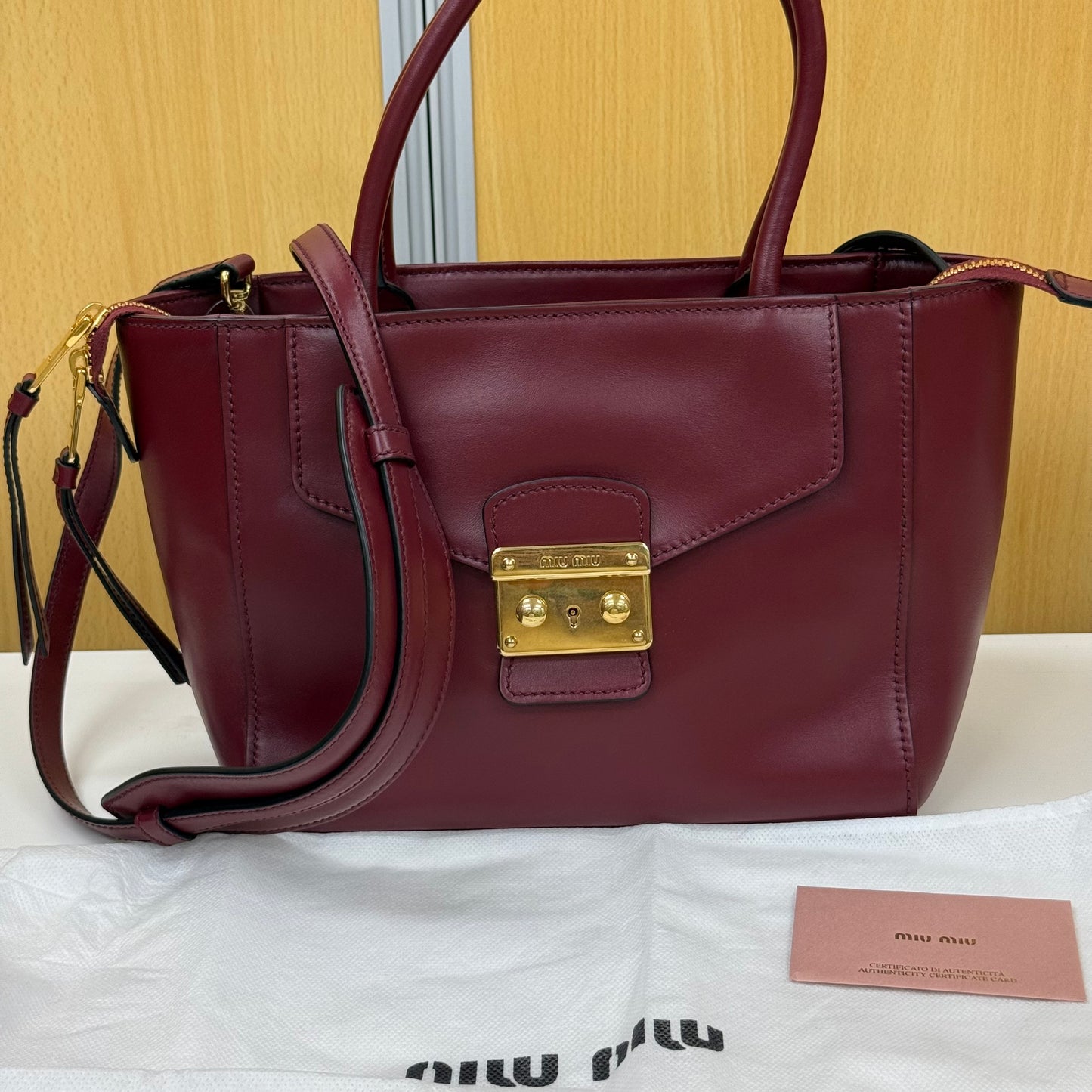 Miu Miu Shopping