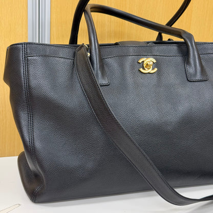 Chanel Shopping
