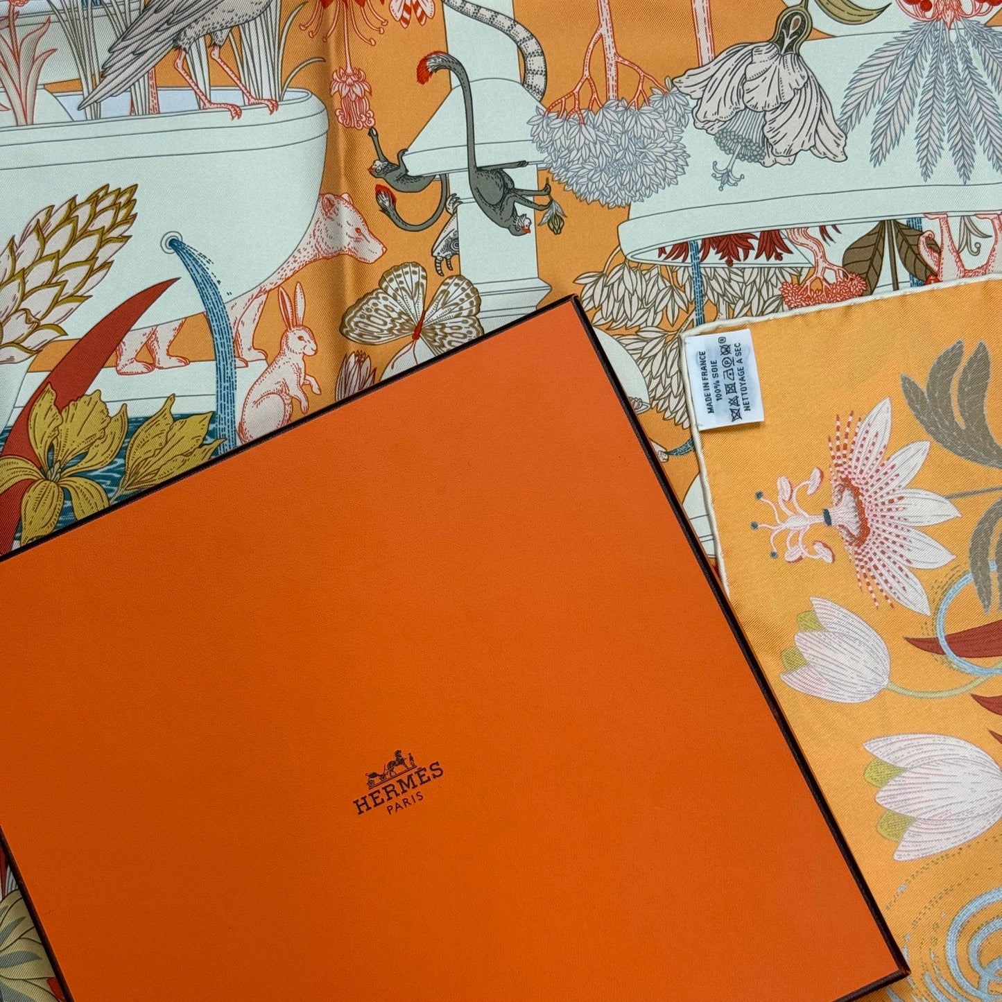 Hermès Carré "Precious Paradise"