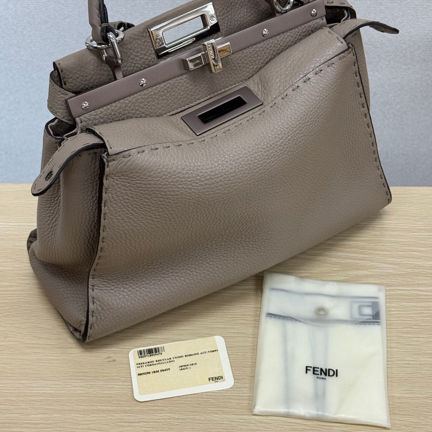 Fendi Peekaboo Selleria