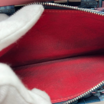 Hermès Silk’in Portefeuille