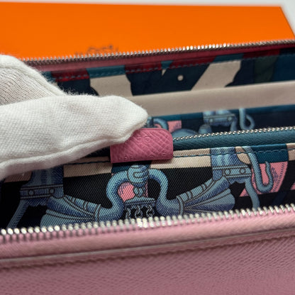 Hermès Silk’in Portefeuille
