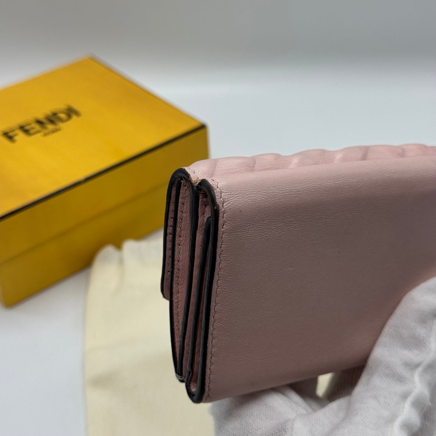 Fendi portefeuille compact