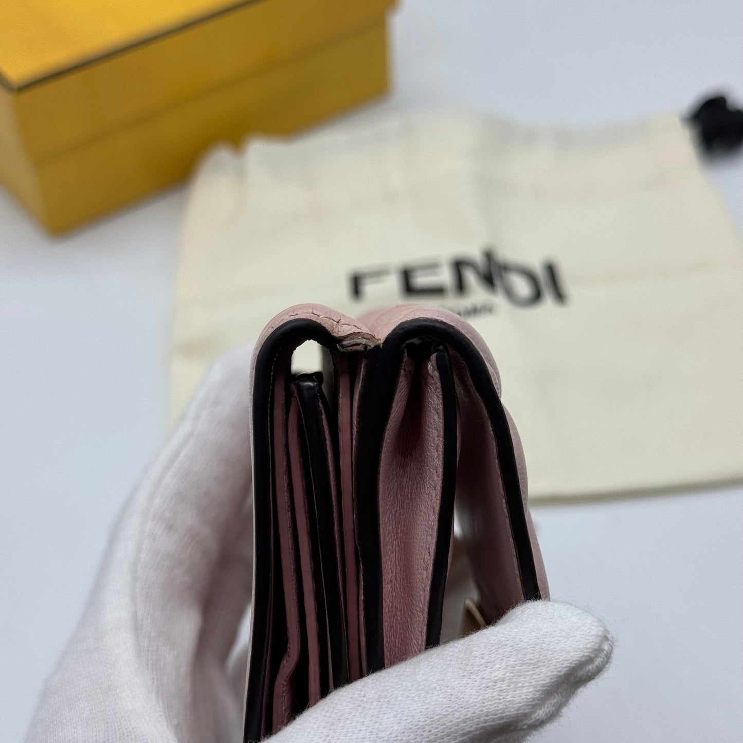 Fendi portefeuille compact