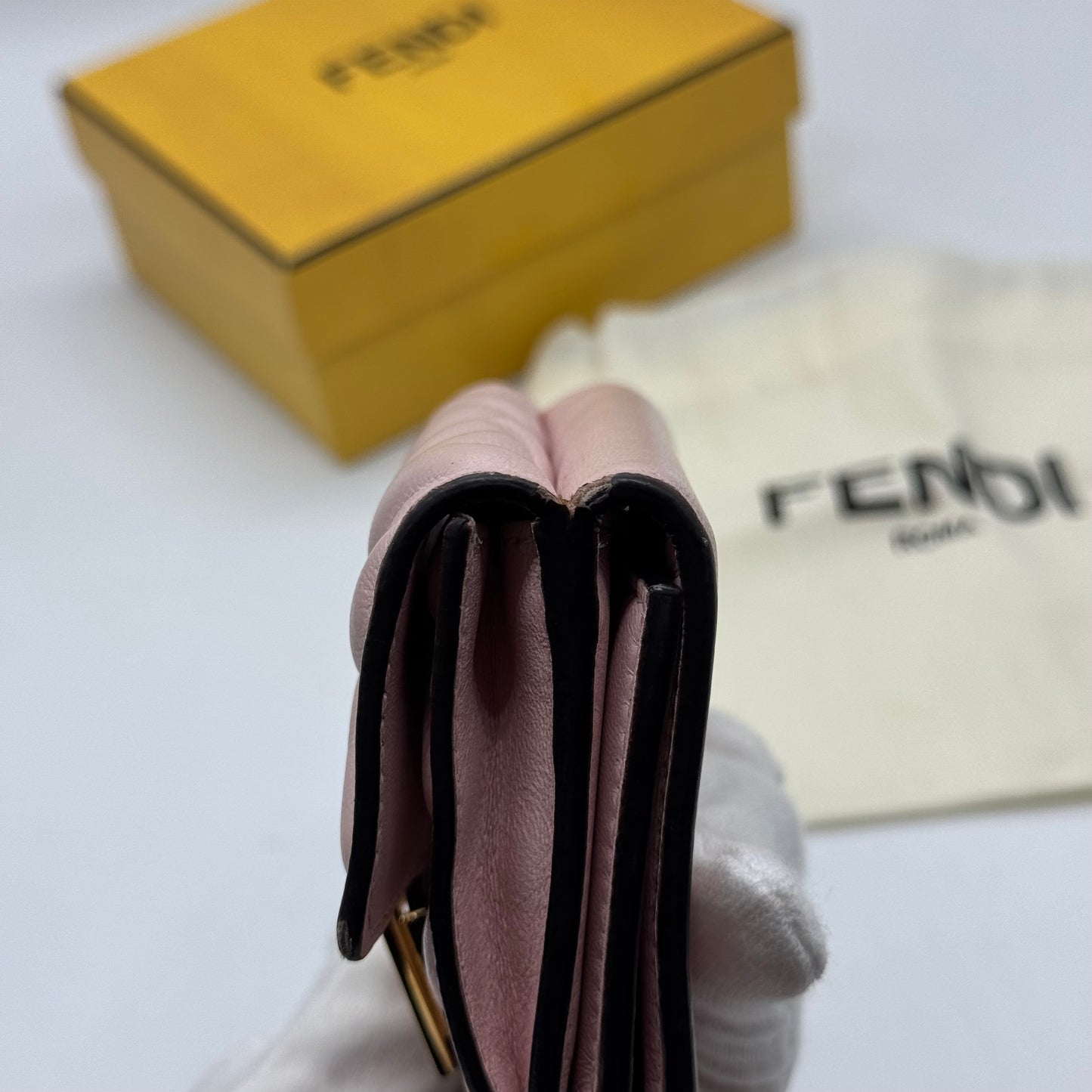 Fendi portefeuille compact