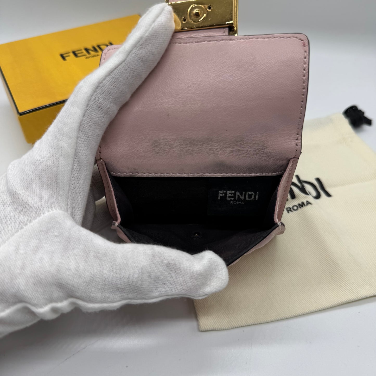 Fendi portefeuille compact