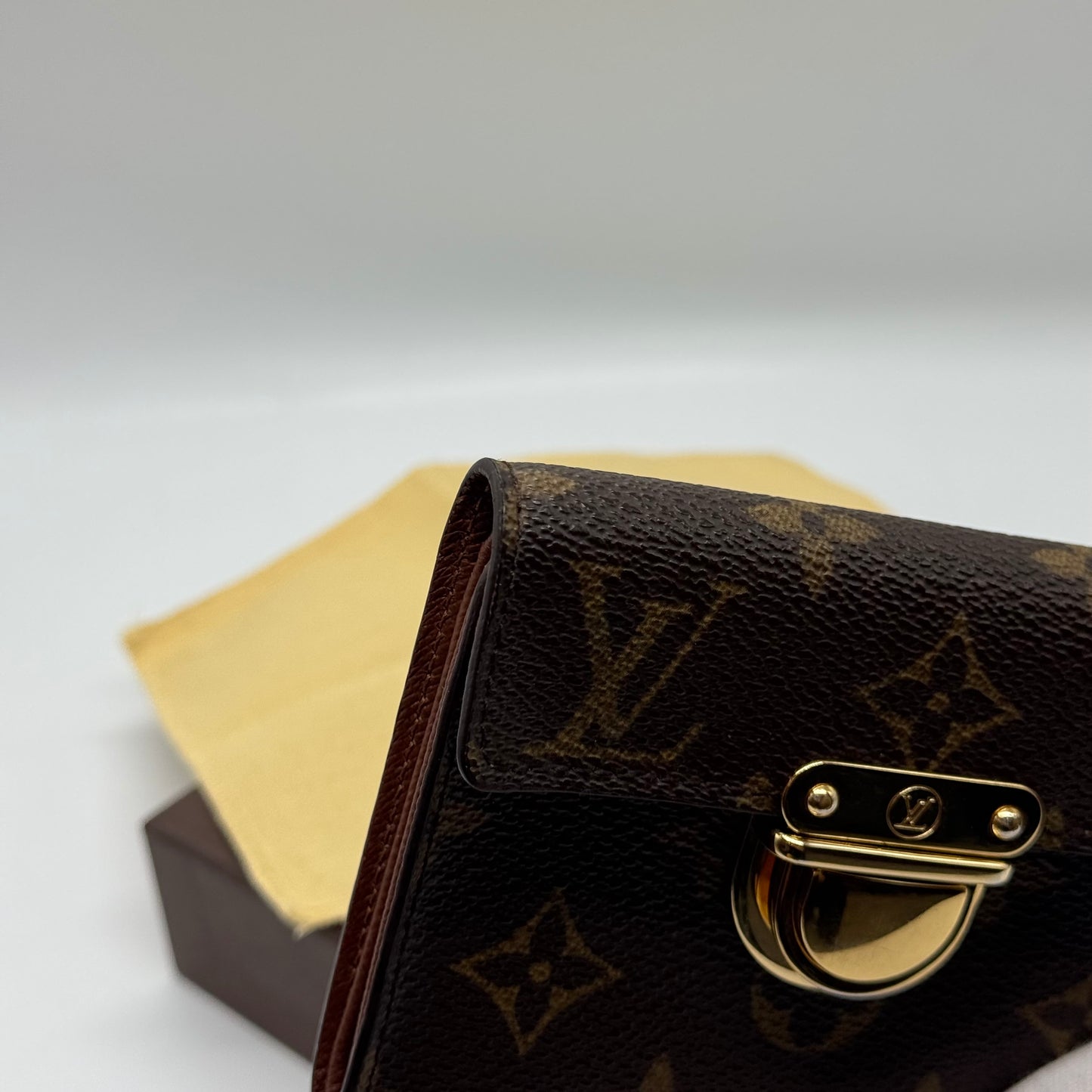 Louis Vuitton Portefeuille Koala