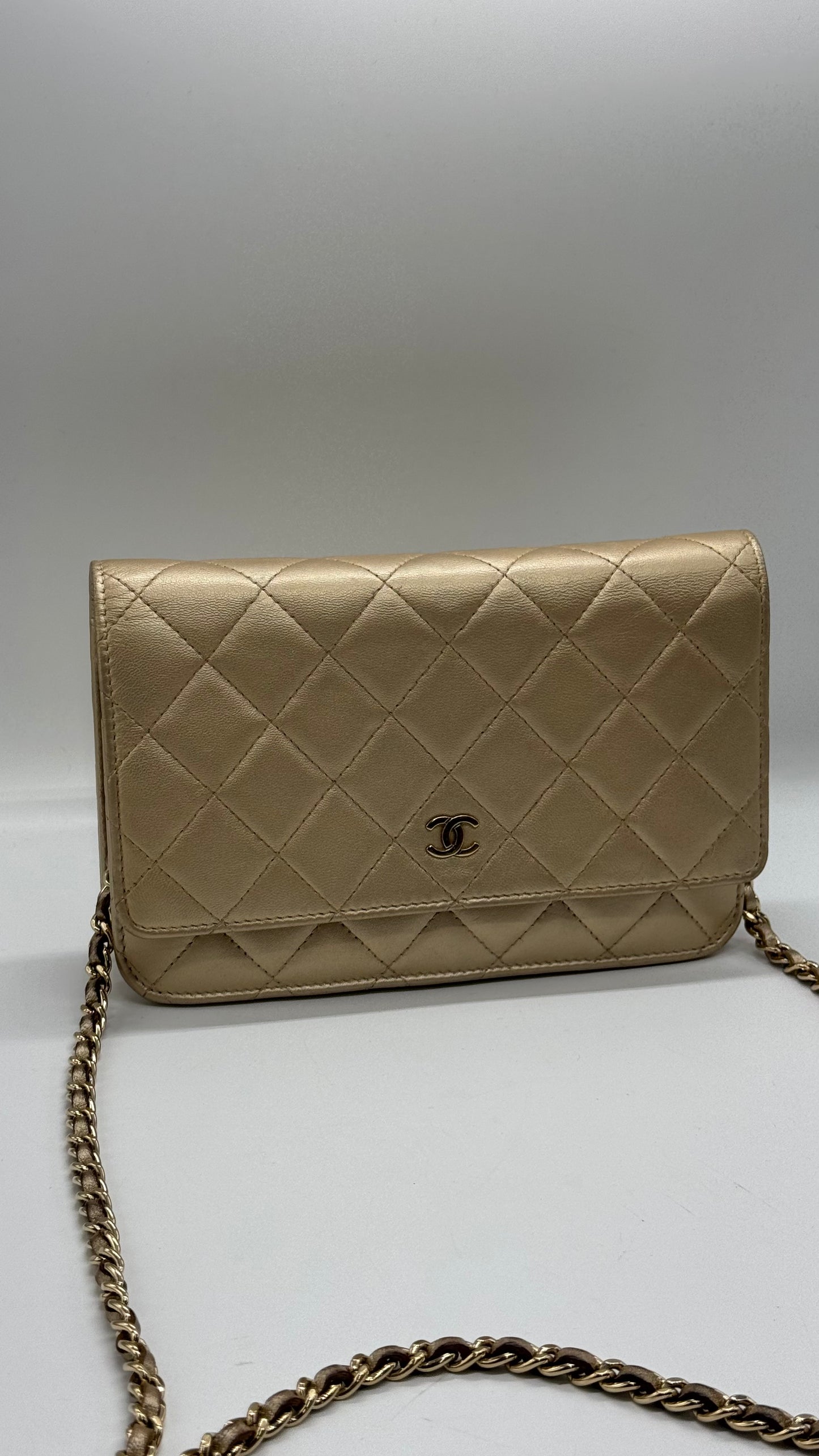 Chanel Woc - Gold