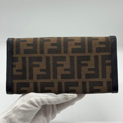 Fendi portefeuille long