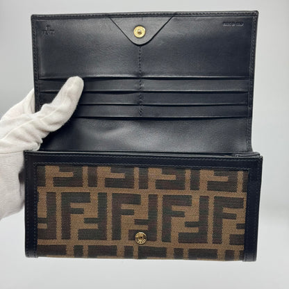 Fendi portefeuille long