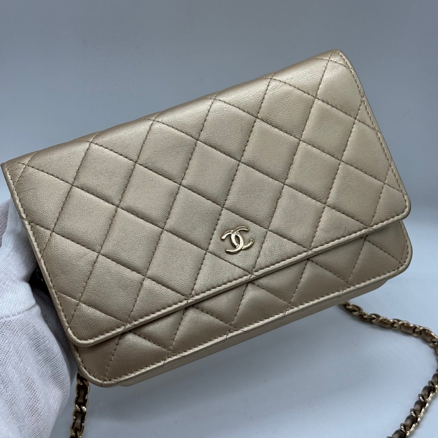 Chanel Woc - Gold