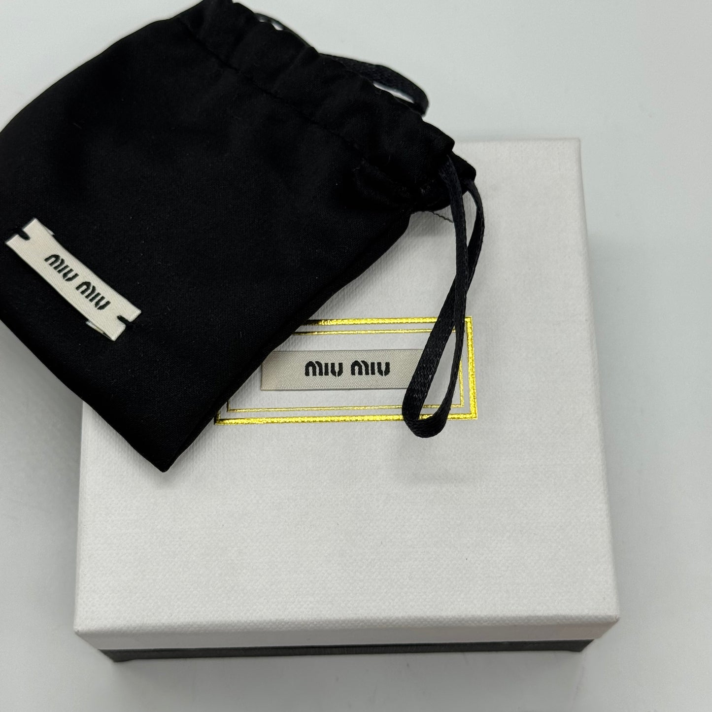 Miu Miu Boucles d’oreilles