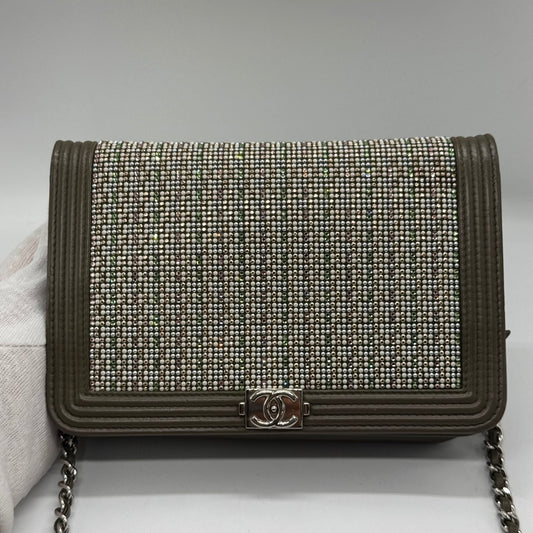 Chanel WOC kaki édition limitée