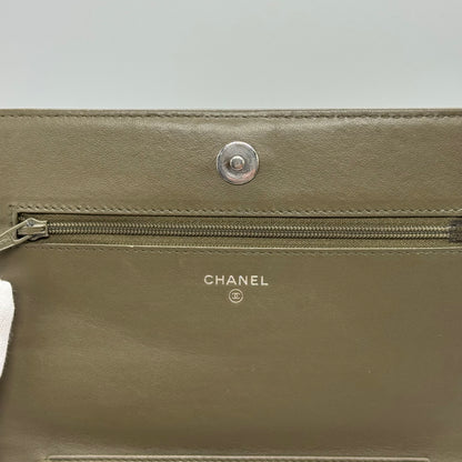 Chanel WOC kaki édition limitée