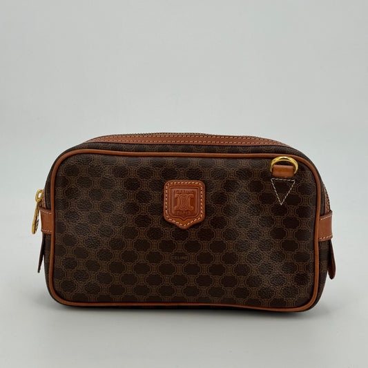 Celine Messenger