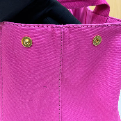 Prada Canapa