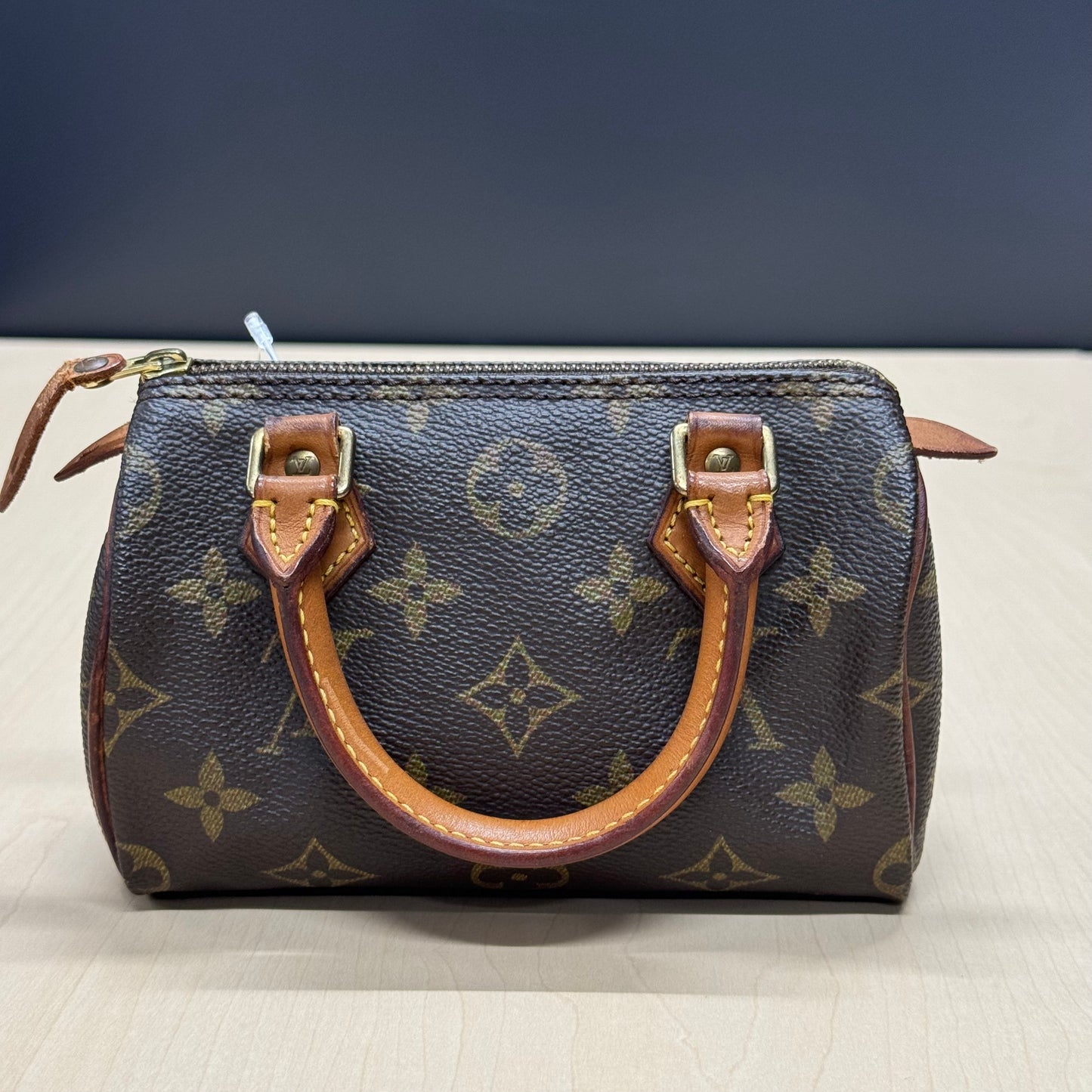 Louis Vuitton Mini HL TH0927