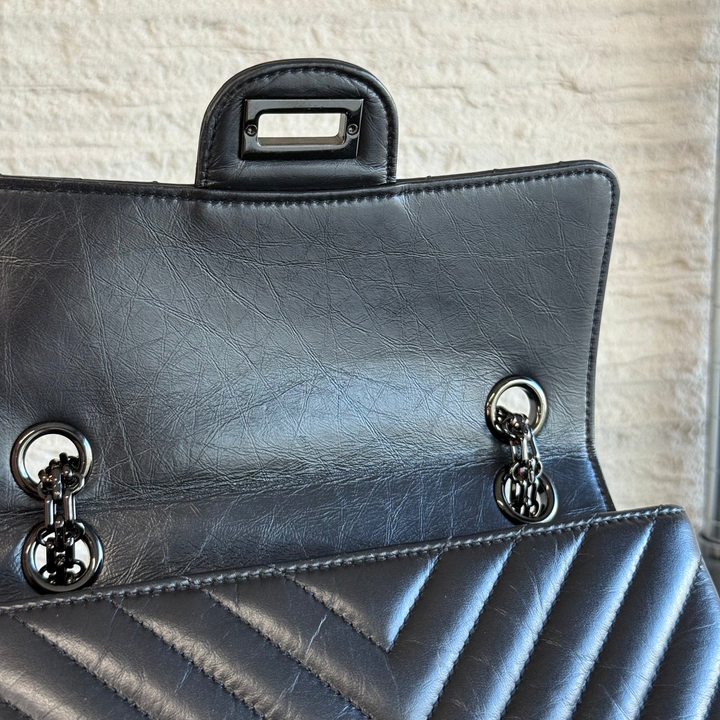 Chanel 2.55 Chevron