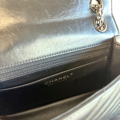 Chanel 2.55 Chevron