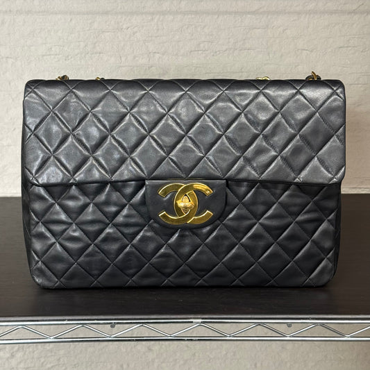 Chanel Maxi Jumbo