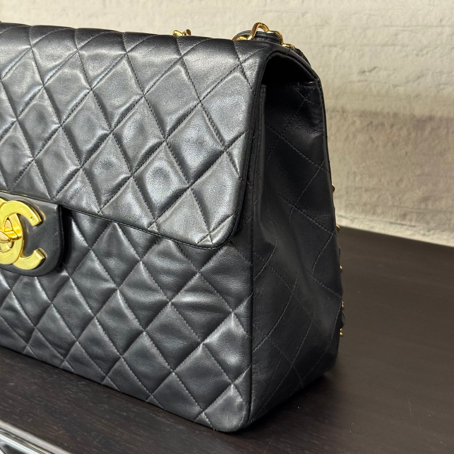 Chanel Maxi Jumbo